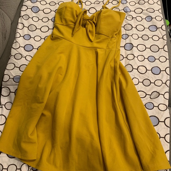 Windsor Dresses & Skirts - Dress 💚